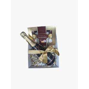 Gift box: Champagne and Ferrero Rocher Caná Wine Shop 